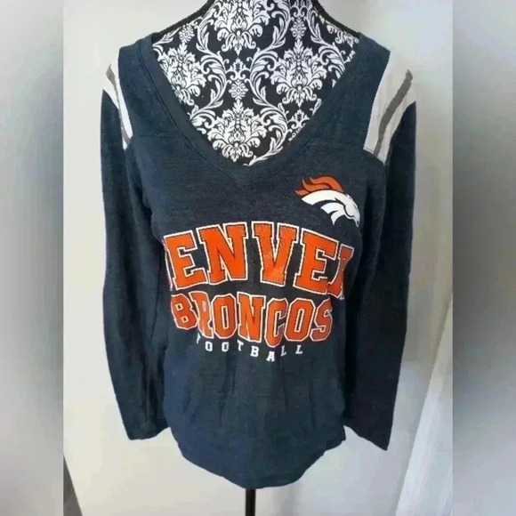 Denver Broncos long  sleeve - Picture 4 of 4
